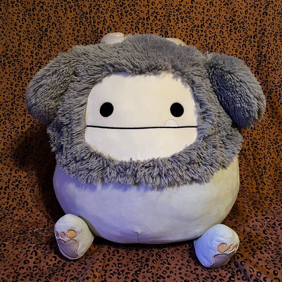 Squishmallows Other - Squishmallows Evita the Bigfoot 20" 2022 Christmas Edition